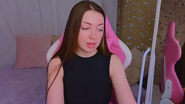 Ann moon   online show from February 2025 06:30:02 PM