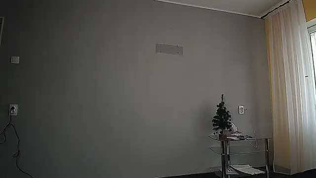 Eva Gloryy online show from February 2025 12:33:02 PM