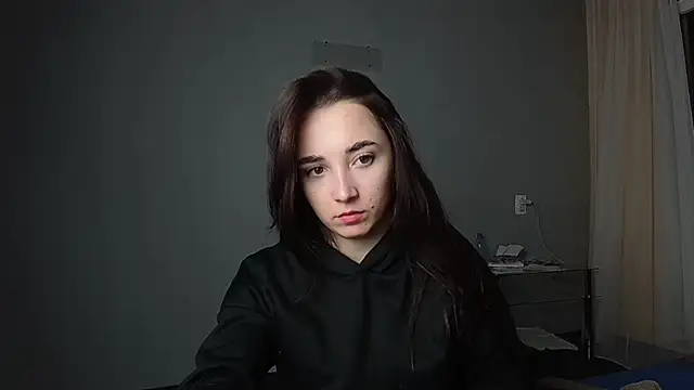 Eva Gloryy online show from March 2025 06:32:01 PM