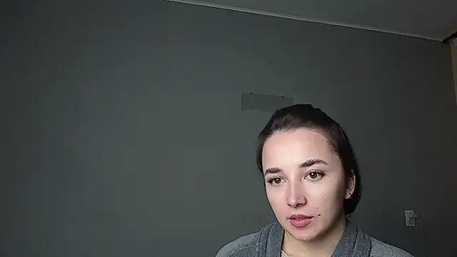 Eva Gloryy online show from February 2026 05:21:01 PM