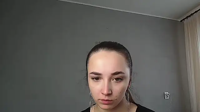 Eva Gloryy online show from March 2026 09:15:01 AM