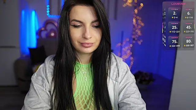 swarowskayaya online show from December 2025 01:11:01 AM