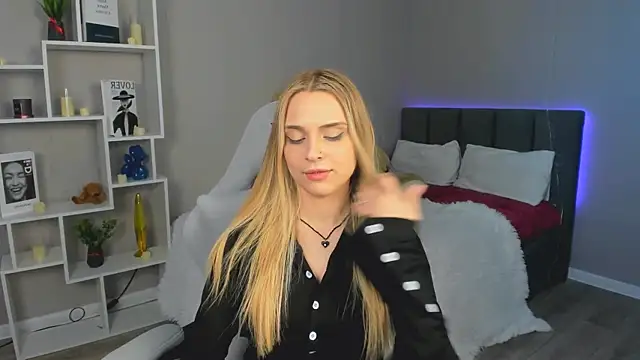 Snapshot of JinxTonks chatting on February 2026 07:26:01 AM JinxTonks online show from February 2026 07:26:01 AM