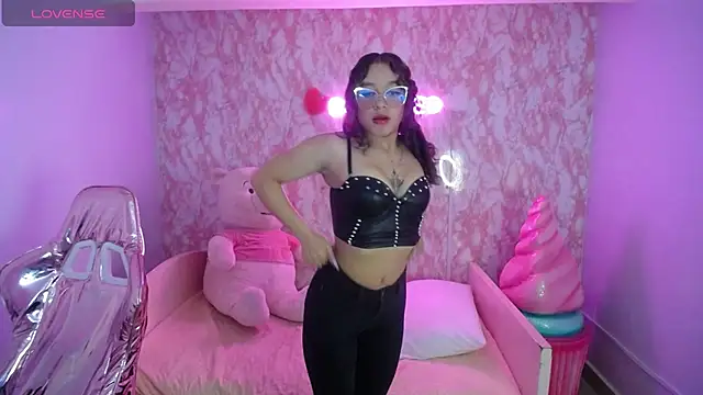 Snapshot of kassandra_ch_ chatting on March 2025 04:25:01 PM kassandra ch online show from March 2025 04:25:01 PM