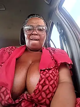 bubblendz1988 online show from January 2026 05:56:01 AM