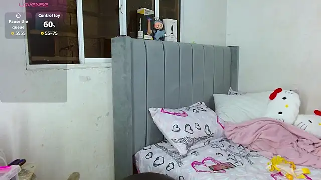 yourdollvaleri online show from October 2025 04:24:01 AM