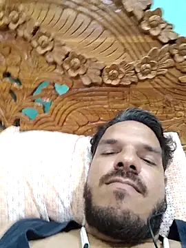 Snapshot of shaikhu chatting on October 2025 08:44:02 PM shaikhu online show from October 2025 08:44:02 PM