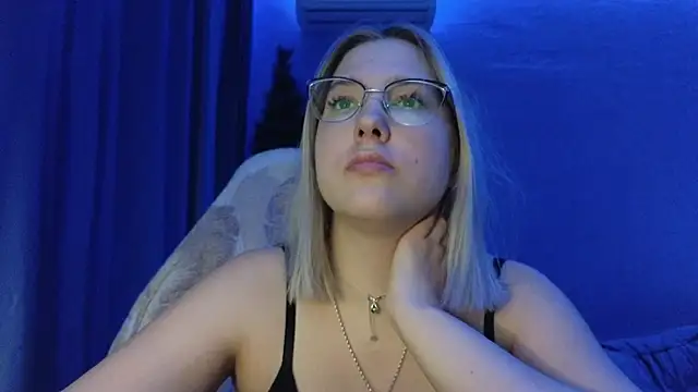 HotBrandyX online show from January 2026 01:46:01 PM