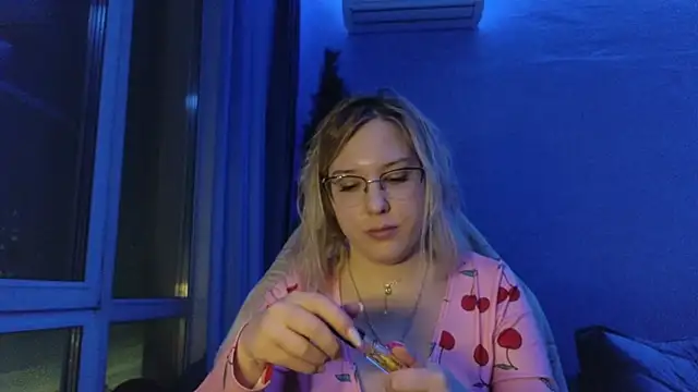 HotBrandyX online show from January 2026 01:27:02 PM