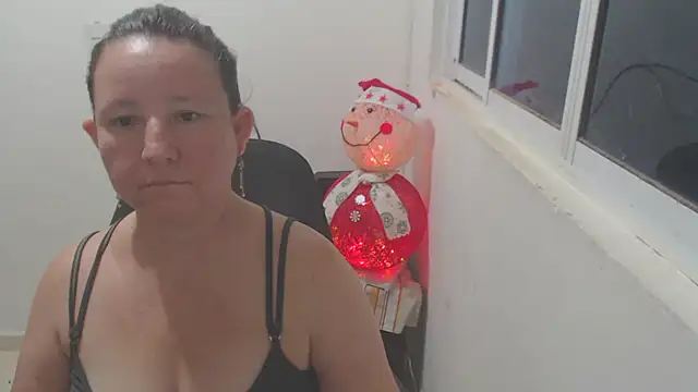 Yohis Kiut25 online show from December 2025 07:12:01 AM