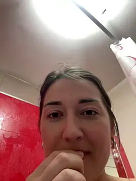 sweetflowers69 online show from March 2025 03:20:01 AM