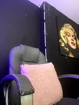 Snapshot of viktoria_davis_ chatting on October 2025 10:54:02 PM viktoria davis online show from October 2025 10:54:02 PM