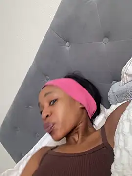 Go Meg online show from October 2025 03:46:02 PM