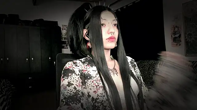 roxy toxic online show from August 2026 01:08:01 AM