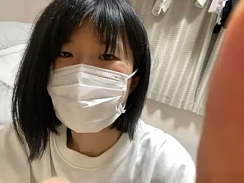 Snapshot of riri_riri_jp chatting on October 2025 11:03:01 AM riri riri jp online show from October 2025 11:03:01 AM