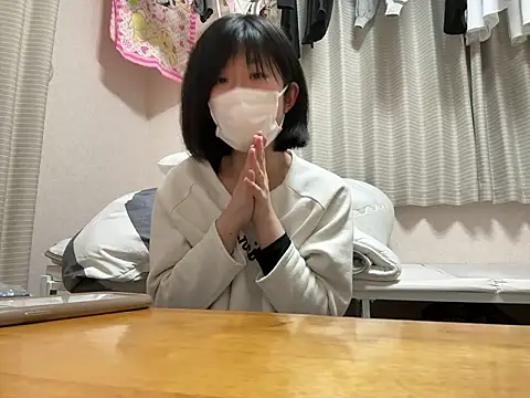 Snapshot of riri_riri_jp chatting on February 2026 11:06:02 AM riri riri jp online show from February 2026 11:06:02 AM