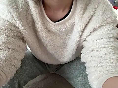 Snapshot of riri_riri_jp chatting on February 2026 03:15:01 AM riri riri jp online show from February 2026 03:15:01 AM