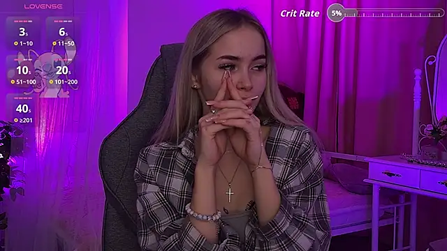 DakotaaJohnnson online show from October 2025 12:50:01 PM