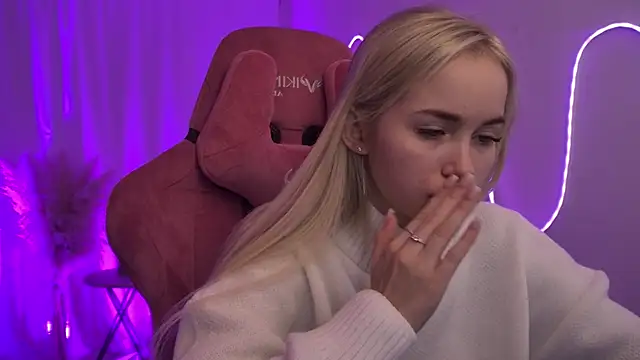 DakotaaJohnnson online show from December 2025 05:55:02 AM