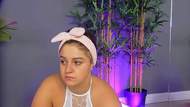 PatriciaSpice online show from October 2025 04:55:01 AM