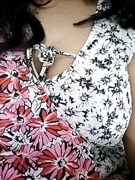 Snapshot of tasty_Chocobaar chatting on November 2025 06:29:02 PM tasty Chocobaar online show from November 2025 06:29:02 PM