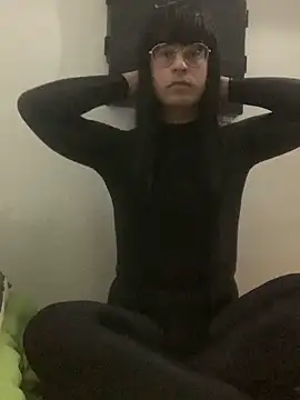 Snapshot of sofia_esclava chatting on October 2025 03:47:02 PM sofia esclava online show from October 2025 03:47:02 PM