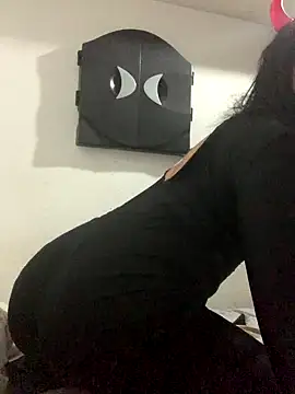 Snapshot of sofia_esclava chatting on November 2025 04:20:01 PM sofia esclava online show from November 2025 04:20:01 PM