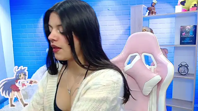 Snapshot of ashley_cute77 chatting on November 2025 10:14:01 AM ashley cute77 online show from November 2025 10:14:01 AM