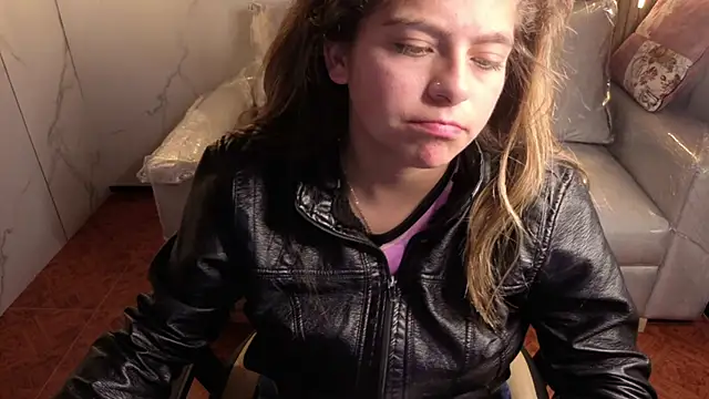 Snapshot of Kitten_Cam chatting on January 2026 06:02:02 PM Kitten Cam online show from January 2026 06:02:02 PM