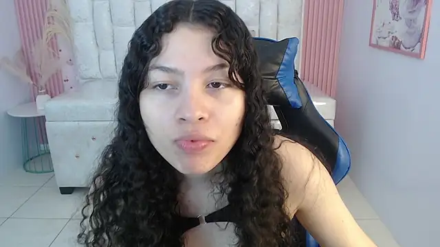 shalon diaz s online show from October 2025 01:56:02 PM