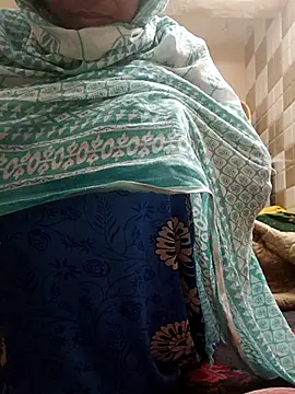 Snapshot of chocobbsimarn chatting on March 2025 07:16:02 PM chocobbsimarn online show from March 2025 07:16:02 PM