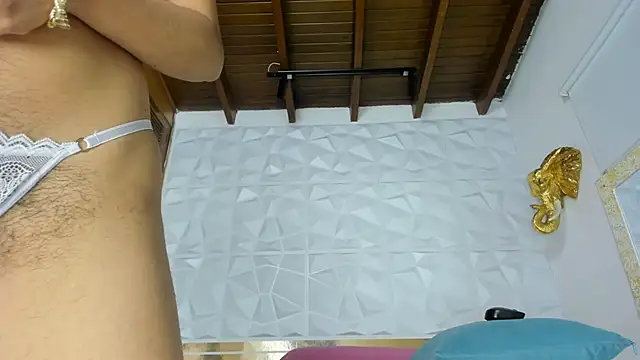 Snapshot of Sara_Collinnss chatting on November 2025 12:37:01 PM Sara Collinnss online show from November 2025 12:37:01 PM