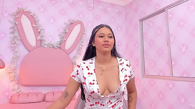 LIA SWAN  online show from December 2025 03:35:02 AM