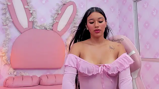 LIA SWAN  online show from February 2026 05:11:02 AM