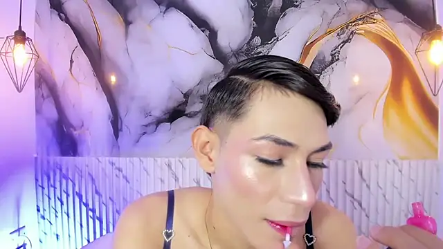 Snapshot of JackeOwens chatting on October 2025 12:15:01 PM JackeOwens online show from October 2025 12:15:01 PM