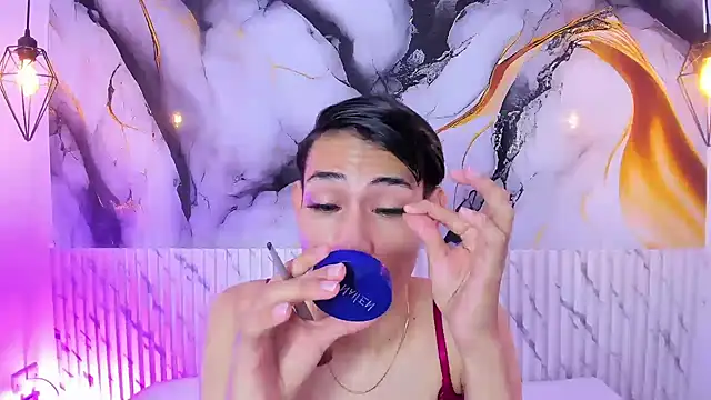 Snapshot of JackeOwens chatting on November 2025 11:43:01 AM JackeOwens online show from November 2025 11:43:01 AM