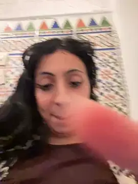 Snapshot of majdolin78 chatting on February 2025 03:19:01 PM majdolin78 online show from February 2025 03:19:01 PM