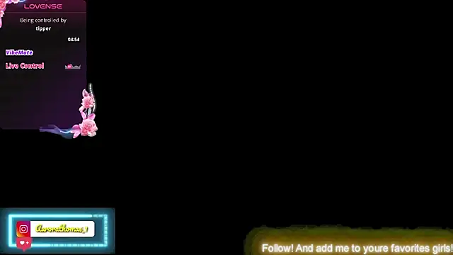 Snapshot of Aurora_thomas__1 chatting on February 2025 10:35:02 AM Aurora thomas 1 online show from February 2025 10:35:02 AM