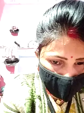 Snapshot of Bhavya_Bhan chatting on February 2025 03:39:01 PM Bhavya Bhan online show from February 2025 03:39:01 PM