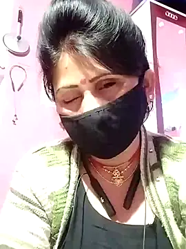 Snapshot of Bhavya_Bhan chatting on February 2025 12:33:01 AM Bhavya Bhan online show from February 2025 12:33:01 AM