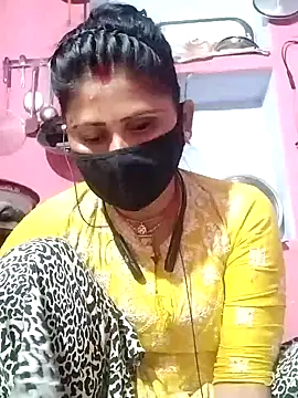 Snapshot of Bhavya_Bhan chatting on February 2025 02:58:01 AM Bhavya Bhan online show from February 2025 02:58:01 AM