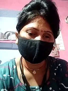 Snapshot of Bhavya_Bhan chatting on February 2025 08:58:01 PM Bhavya Bhan online show from February 2025 08:58:01 PM