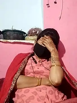 Snapshot of Bhavya_Bhan chatting on February 2025 09:47:01 PM Bhavya Bhan online show from February 2025 09:47:01 PM