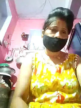 Snapshot of Bhavya_Bhan chatting on October 2025 11:34:02 PM Bhavya Bhan online show from October 2025 11:34:02 PM