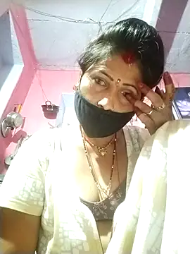 Snapshot of Bhavya_Bhan chatting on October 2025 12:32:01 AM Bhavya Bhan online show from October 2025 12:32:01 AM