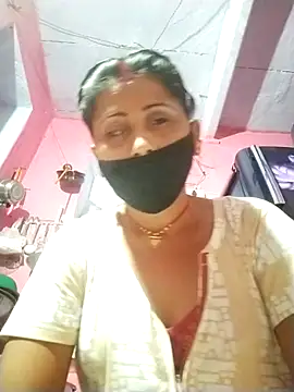 Snapshot of Bhavya_Bhan chatting on October 2025 01:20:02 AM Bhavya Bhan online show from October 2025 01:20:02 AM