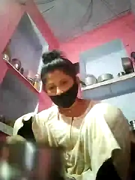 Snapshot of Bhavya_Bhan chatting on November 2025 01:37:01 AM Bhavya Bhan online show from November 2025 01:37:01 AM