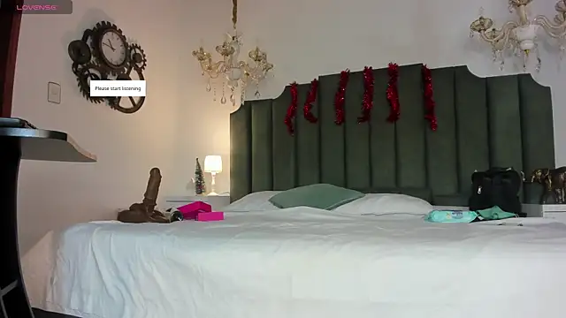 AnthonelaRusso  online show from December 2025 03:47:01 AM