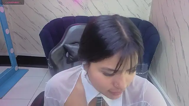 Snapshot of Paulette_v chatting on November 2025 01:01:02 PM Paulette v online show from November 2025 01:01:02 PM