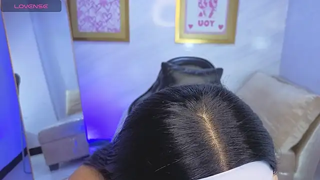 Paulette v online show from March 2026 01:07:02 PM